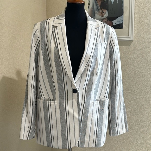 Calvin Klein Linen Blazer - Picture 1 of 4